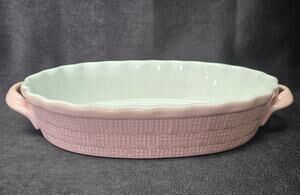 Beautiful Pink Basket Weave Casserole Dish w. Handles